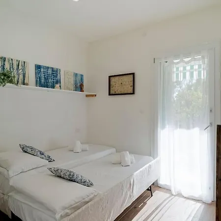 Wood&white - 2 Bedrooms E 2 Bathrooms - Wifi Σαν Ρέμο
