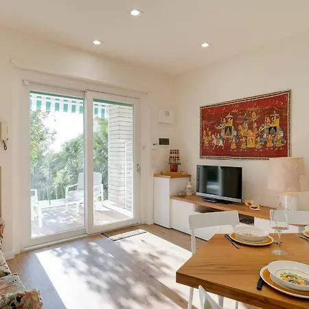 Wood&white - 2 Bedrooms E 2 Bathrooms - Wifi * Σαν Ρέμο