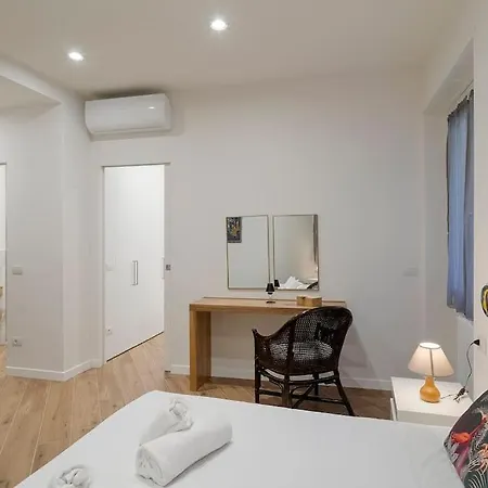 Wood&white - 2 Bedrooms E 2 Bathrooms - Wifi Apartmán Sanremo